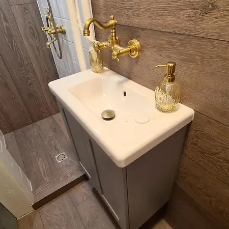 1-bedroom With Balcony & View * Sofie
