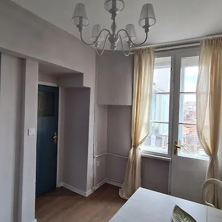 Cozy 1-bedroom In The Center Apartamento *