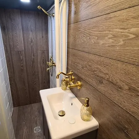 Apartamento Cozy 1-bedroom In The Center *