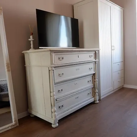 Apartmán 1-bedroom With Balcony & View *