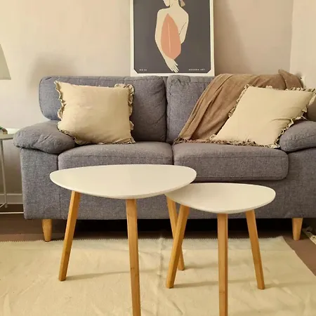 Central 1-Bedroom Apartment With Balcony & View 公寓 索菲亞